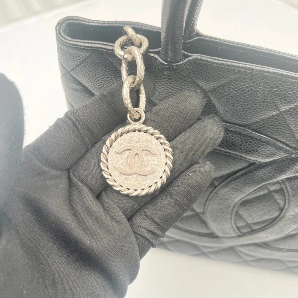 CHANEL Medallion Tote Bag Black Caviar Leather - Picture 9 of 13